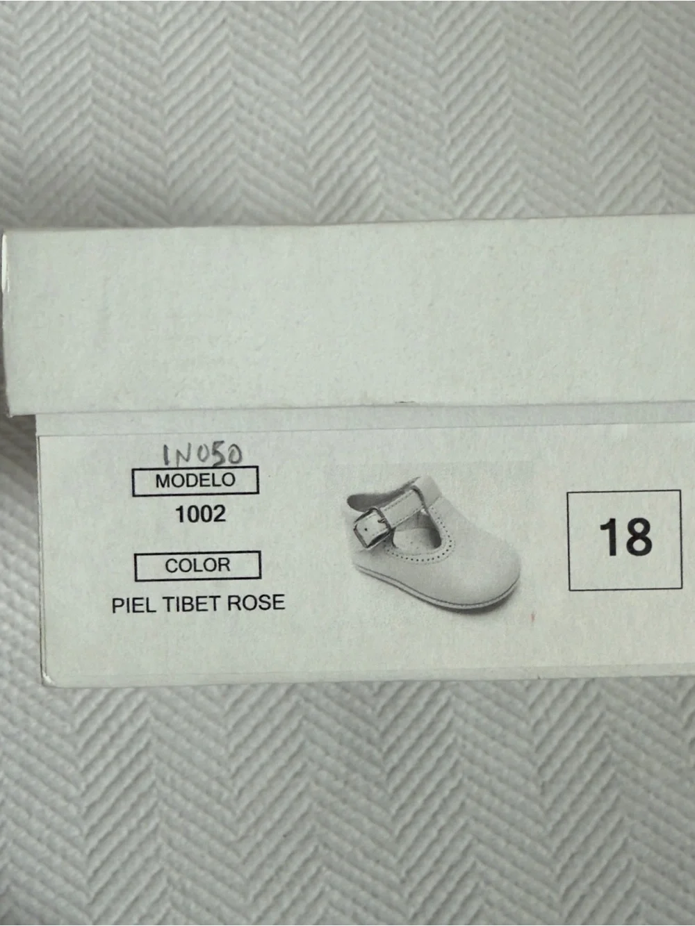 NWT Okaa Spain Leather T-Strap Baby Shoes in Pink, Size US 3/ EU 18